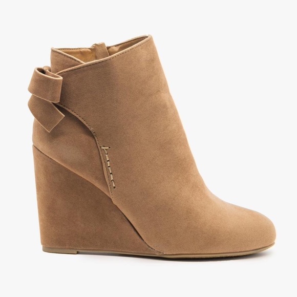 BAMBOO Shoes - Bamboo Beige Back Bow Bootie Wedges
